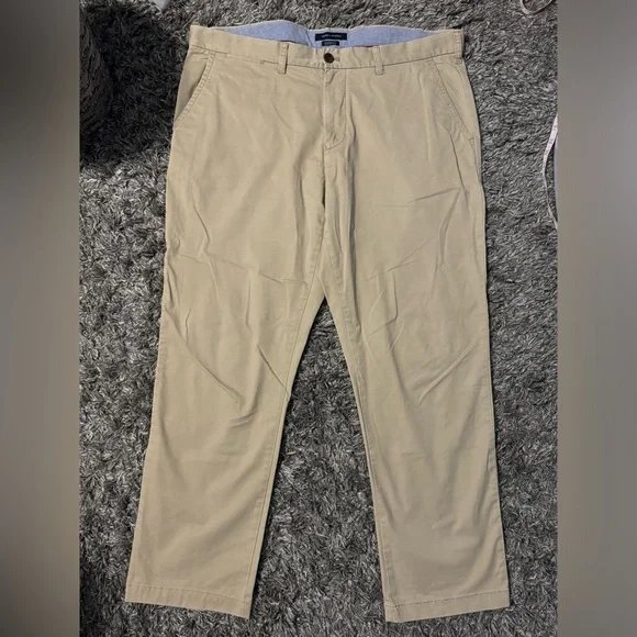 Tommy Hilfiger men’s pants khaki 38/30 custom fit - Picture 1 of 4